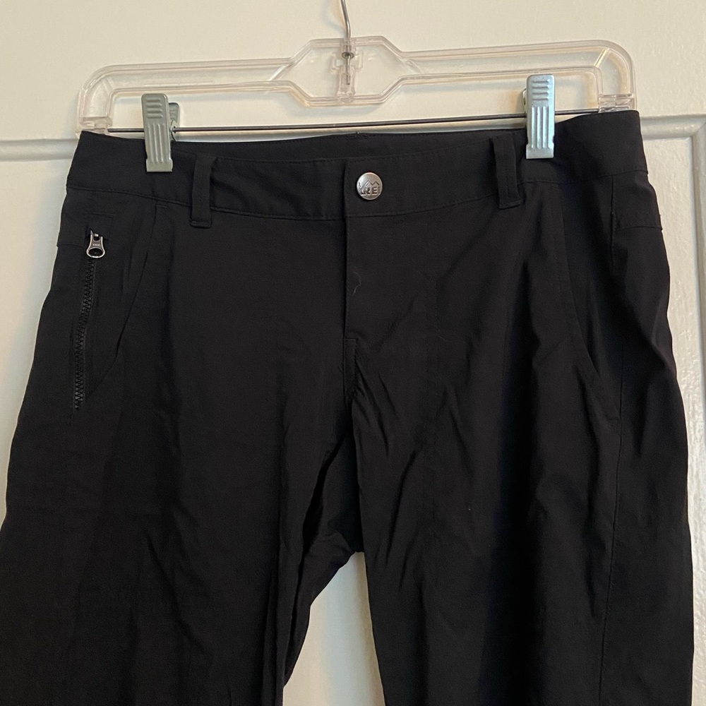 REI hiking pants 🥾